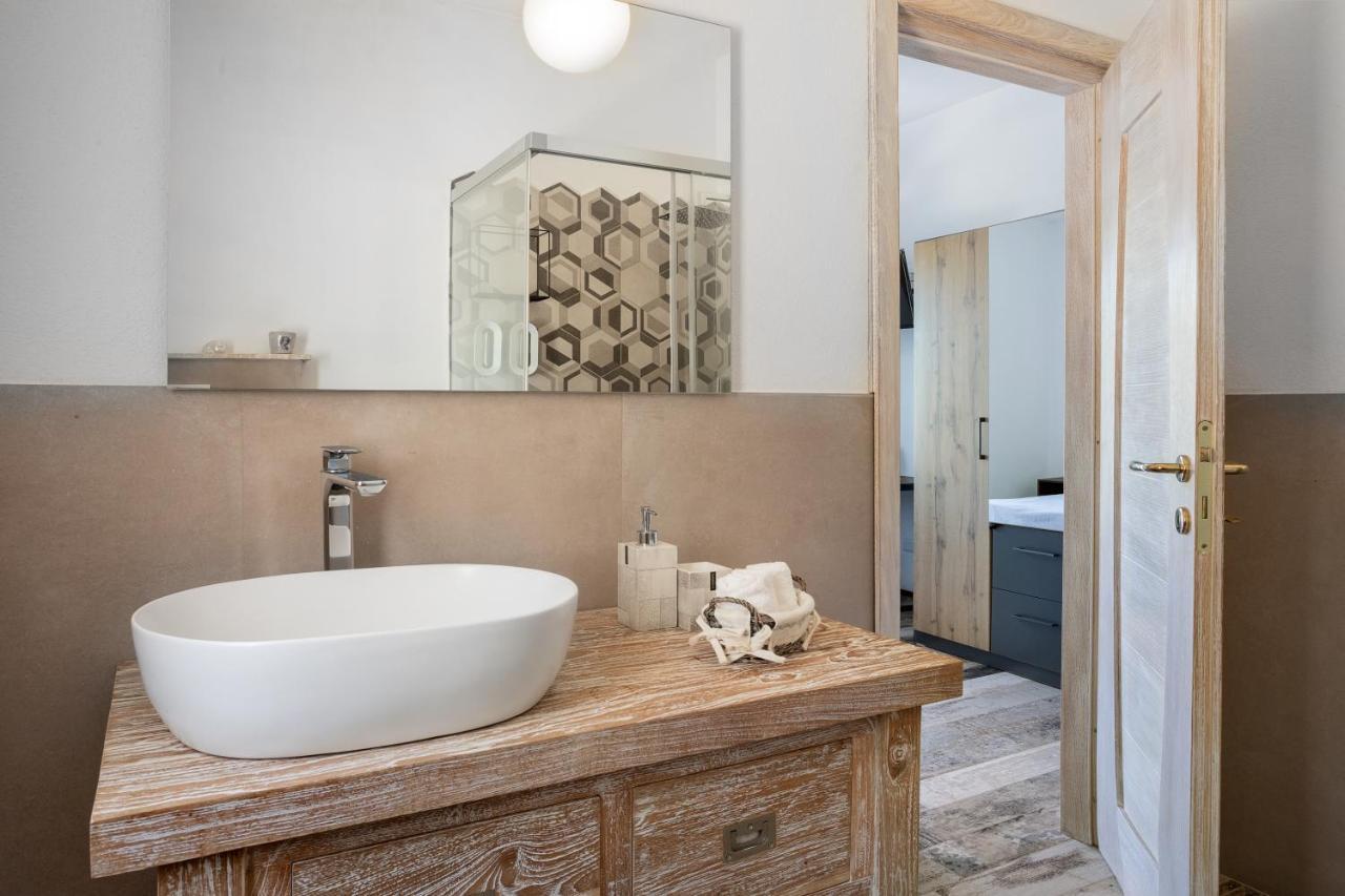 Bed and Breakfast Il Mirto Baja Sardinia Exterior foto