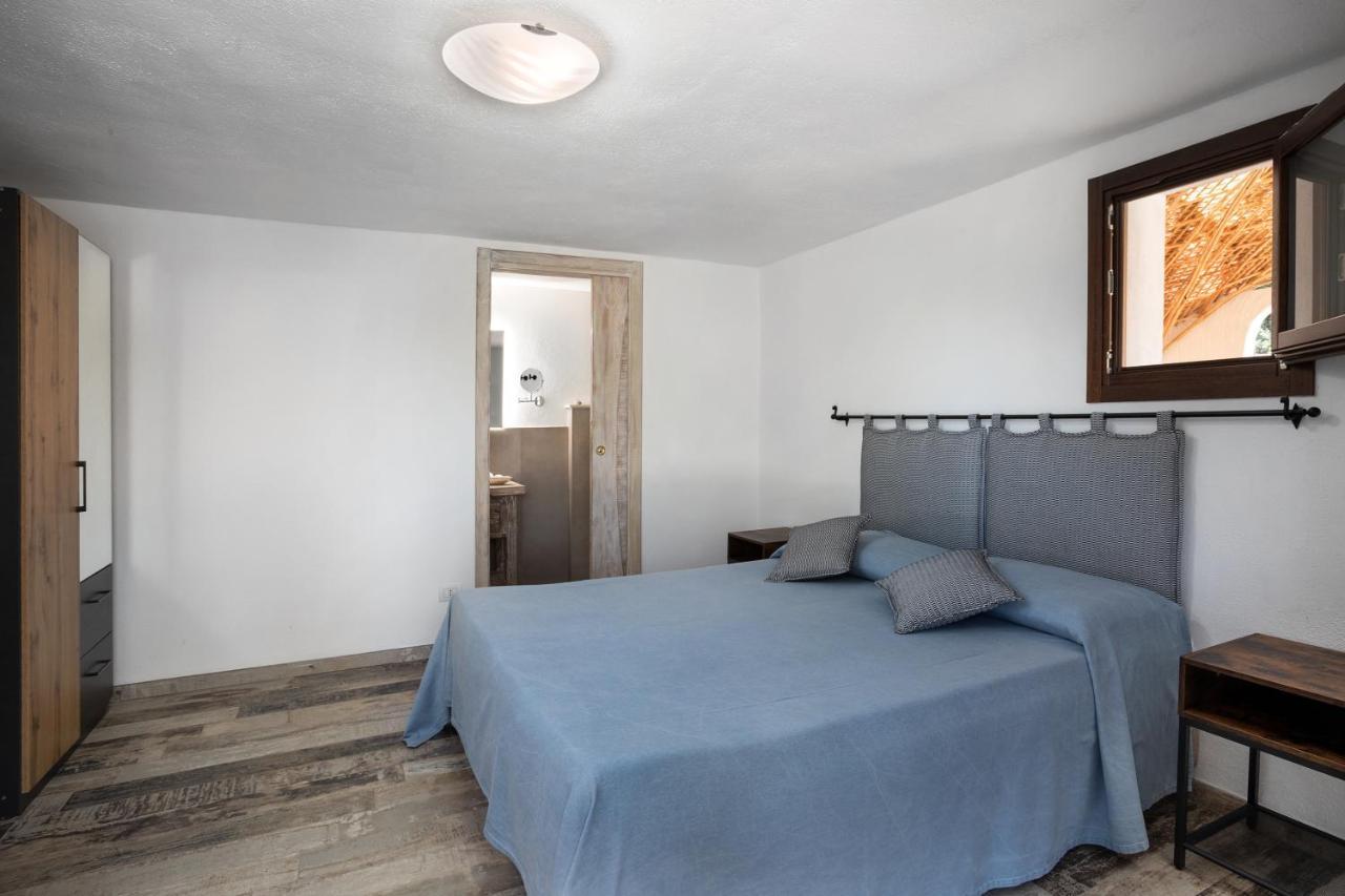 Bed and Breakfast Il Mirto Baja Sardinia Exterior foto