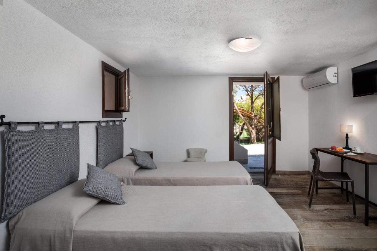 Bed and Breakfast Il Mirto Baja Sardinia Exterior foto